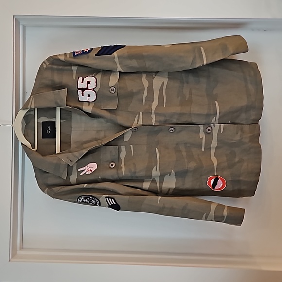 RAILS ANGES CAMO BUTTON DOWN LINEN BLEND SHIRT WITH PATCHES - Picture 1 of 12